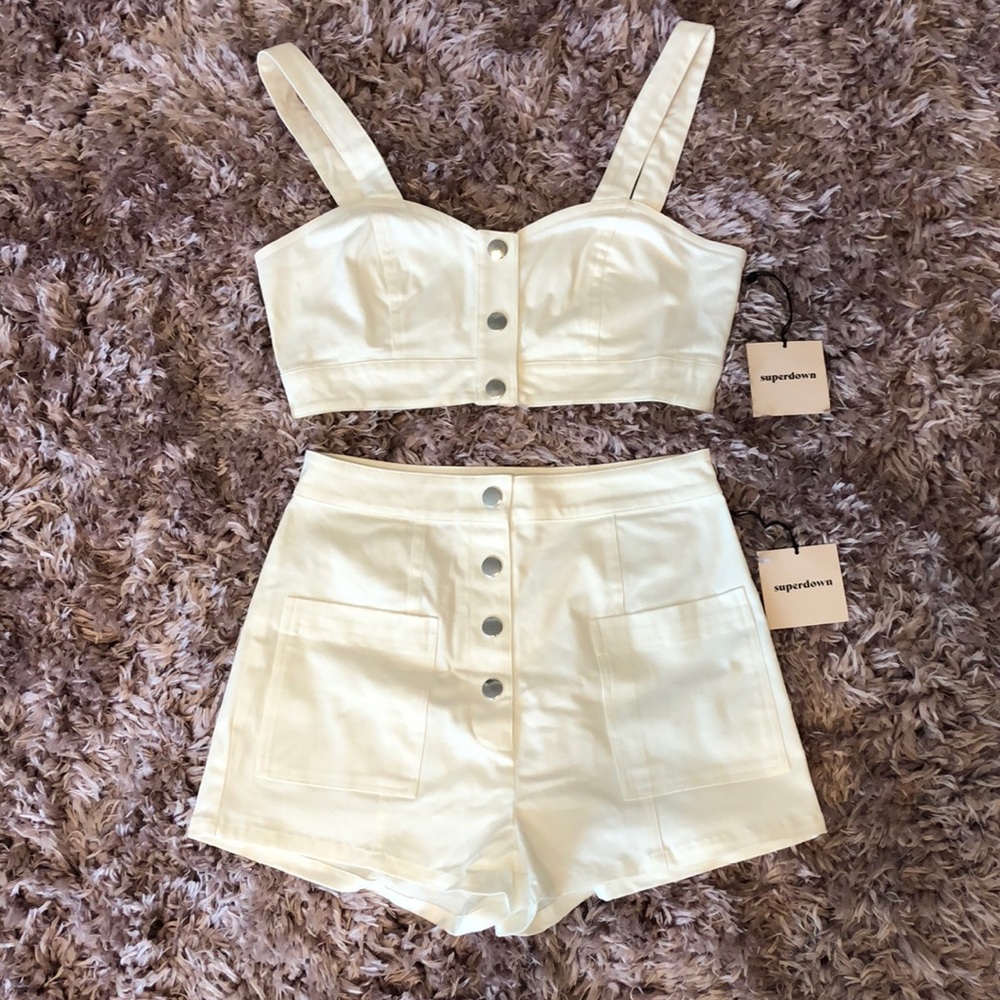Superdown White Matching Shorts and Top Two Piece Set Size Small